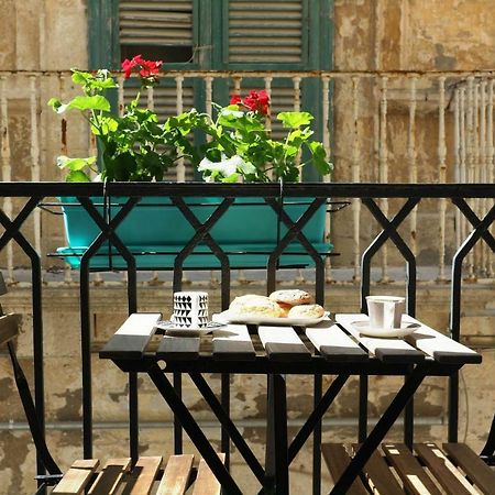 Terra Del Sole Bed and Breakfast Trani Buitenkant foto