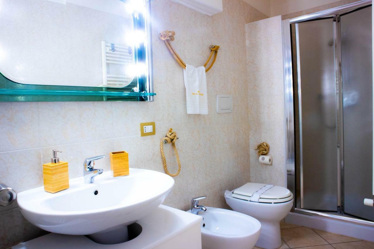 Terra Del Sole Bed and Breakfast Trani Buitenkant foto