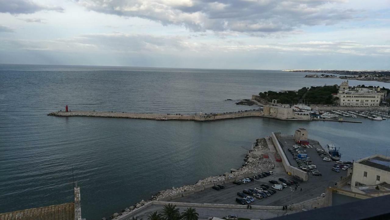 Terra Del Sole Bed and Breakfast Trani Buitenkant foto